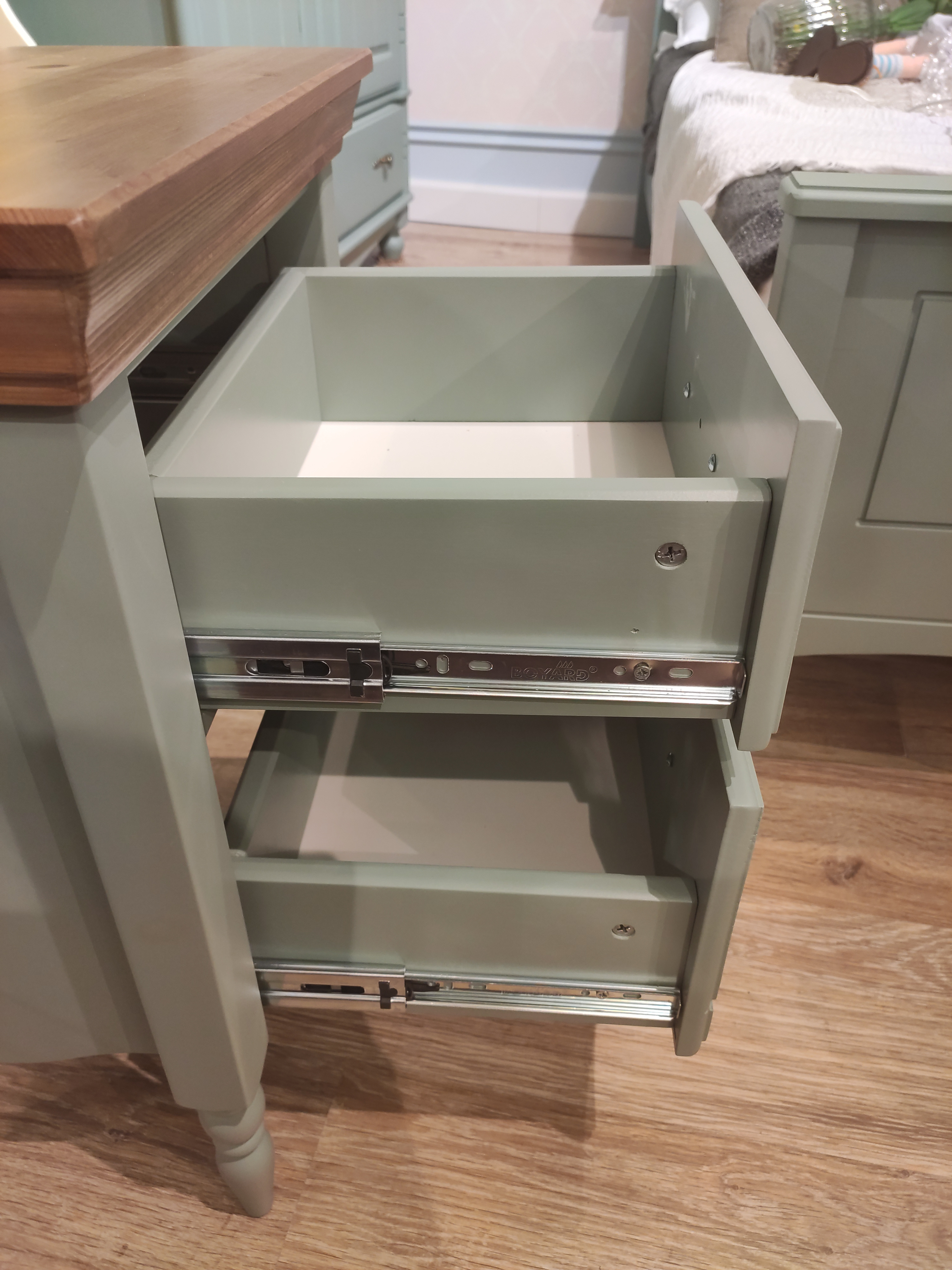 Тумба с 2 ящиками сосна Айно №2