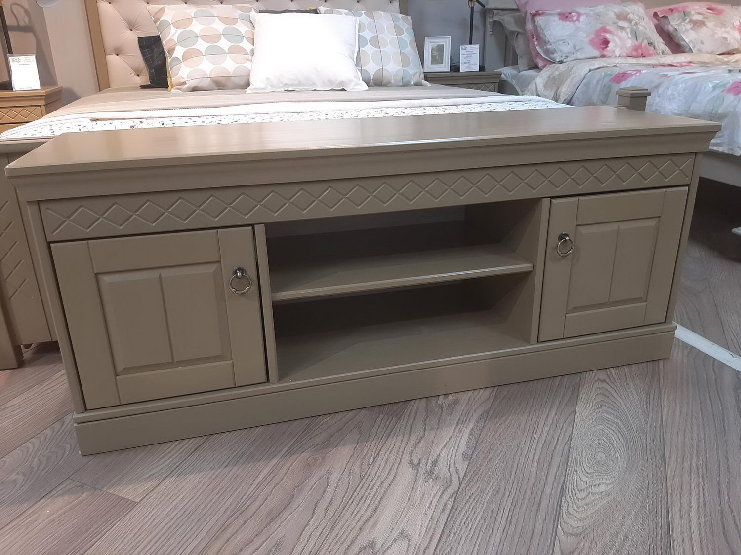 Тумба ТВ Дания