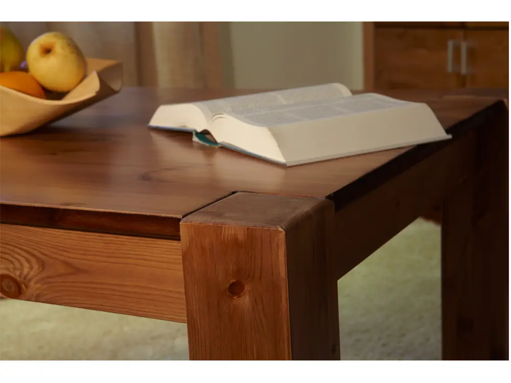 Стол Брамминг обеденный 1820*820