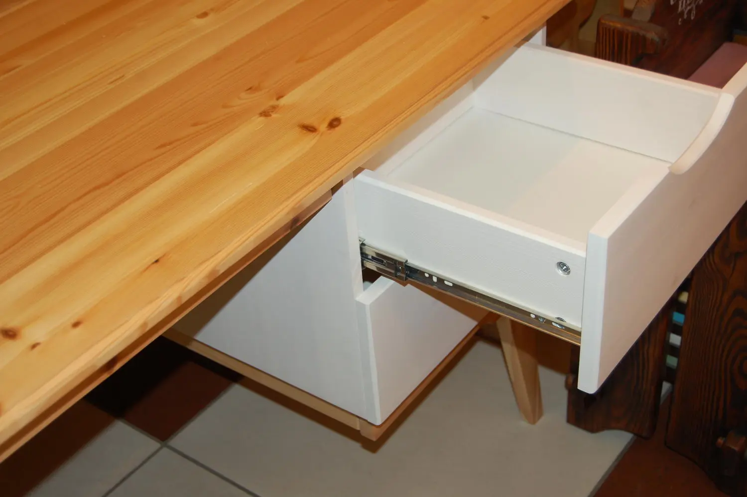 Детский стол с 2 ящиками ТК №4