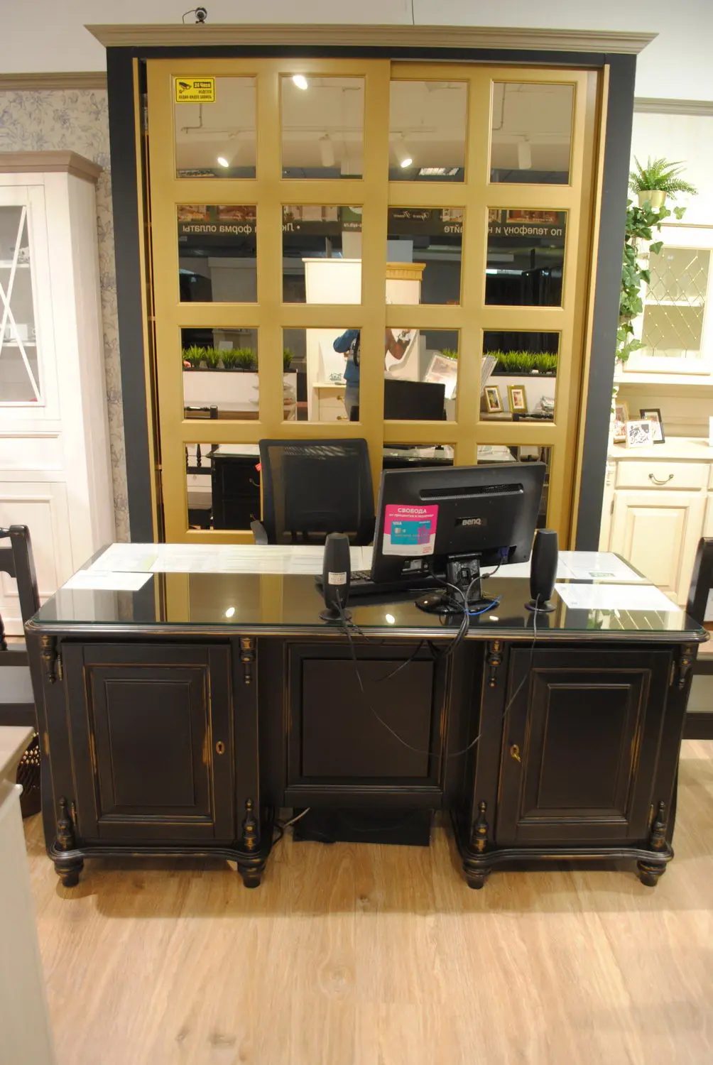 Стол Скандия 2-х тумбовый кабинетный 6.1.05