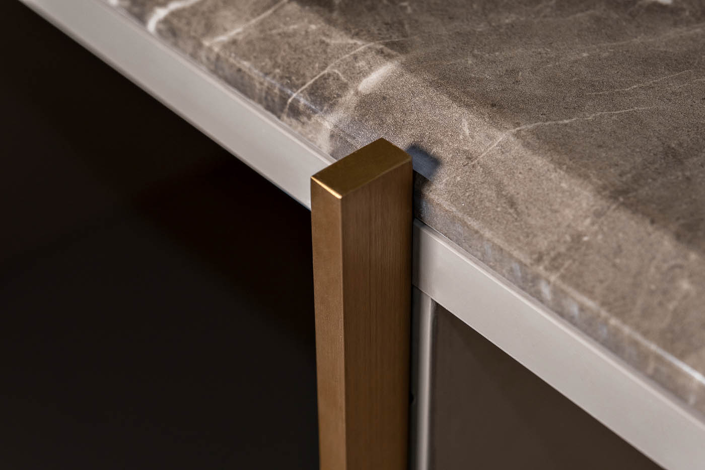 58DB-21233KOMD Комод Gate