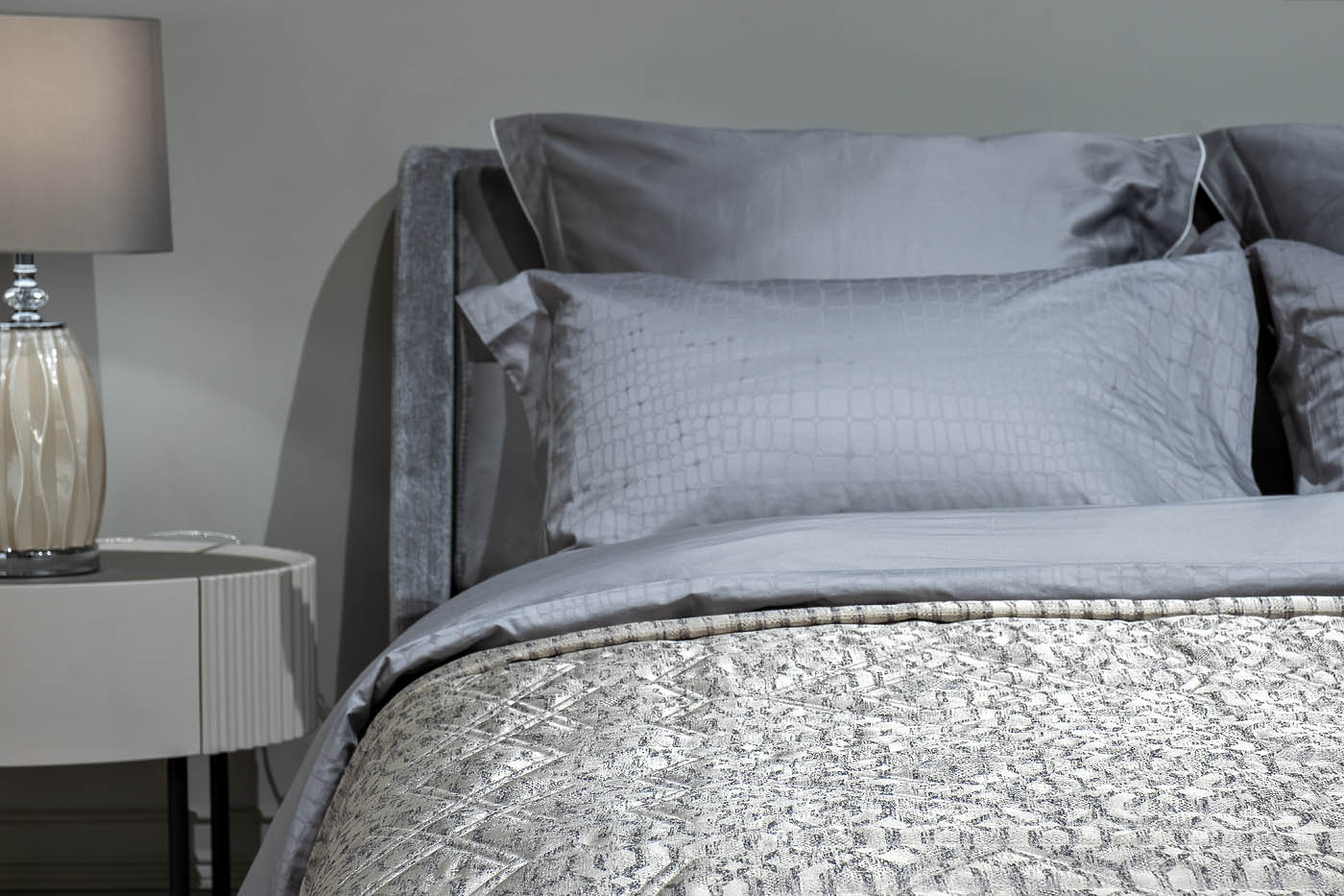 121GD-HOUST110-POKR SER-Покрывало HOUSTON серое со стежкой