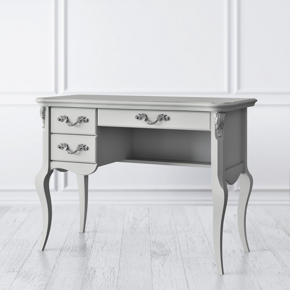 Туалетный столик 