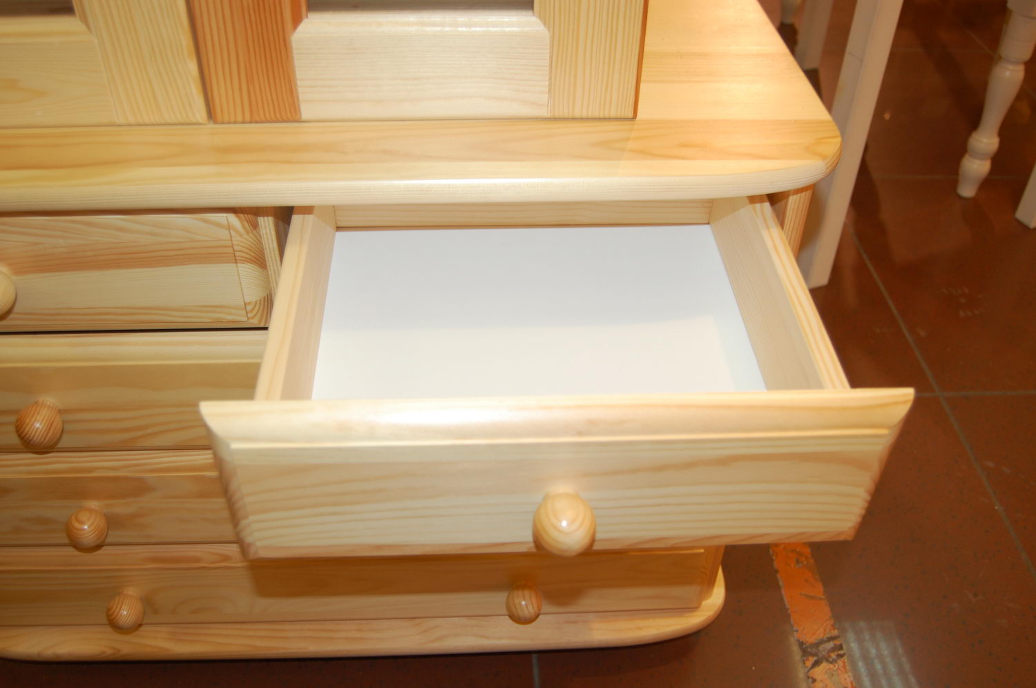 Комод с 5 ящиками Вокко 82-05