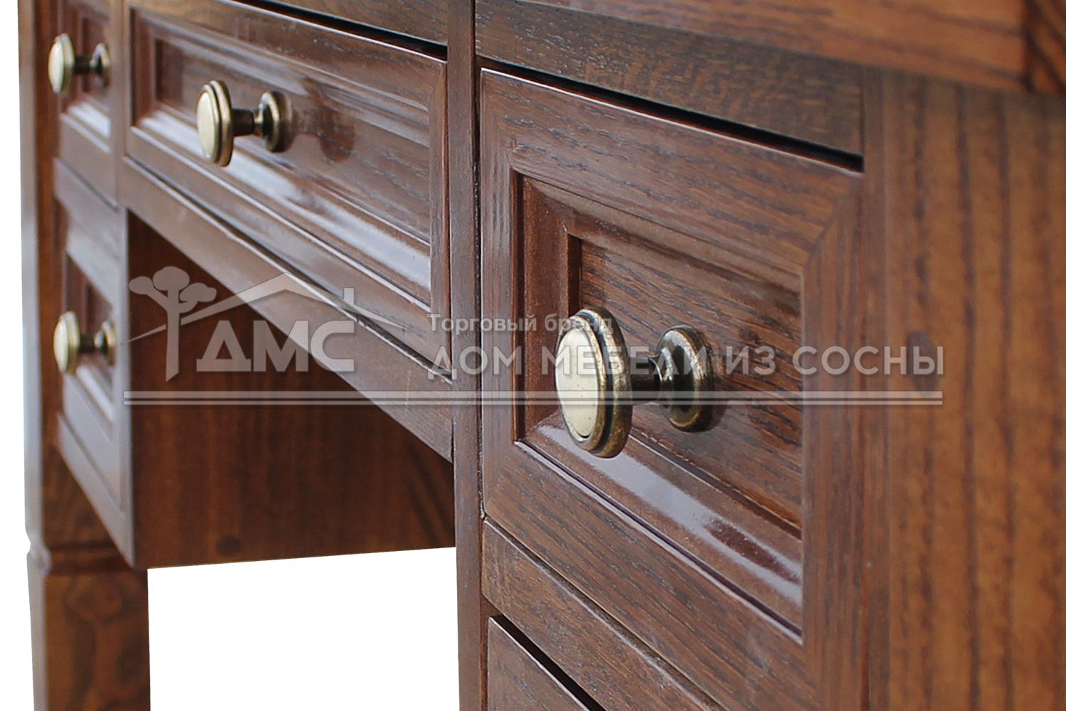 Дамский столик Прага