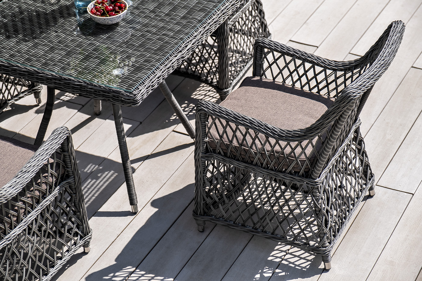 "Арлиш" обеденная группа плетеная на 4 персоны, цвет графит