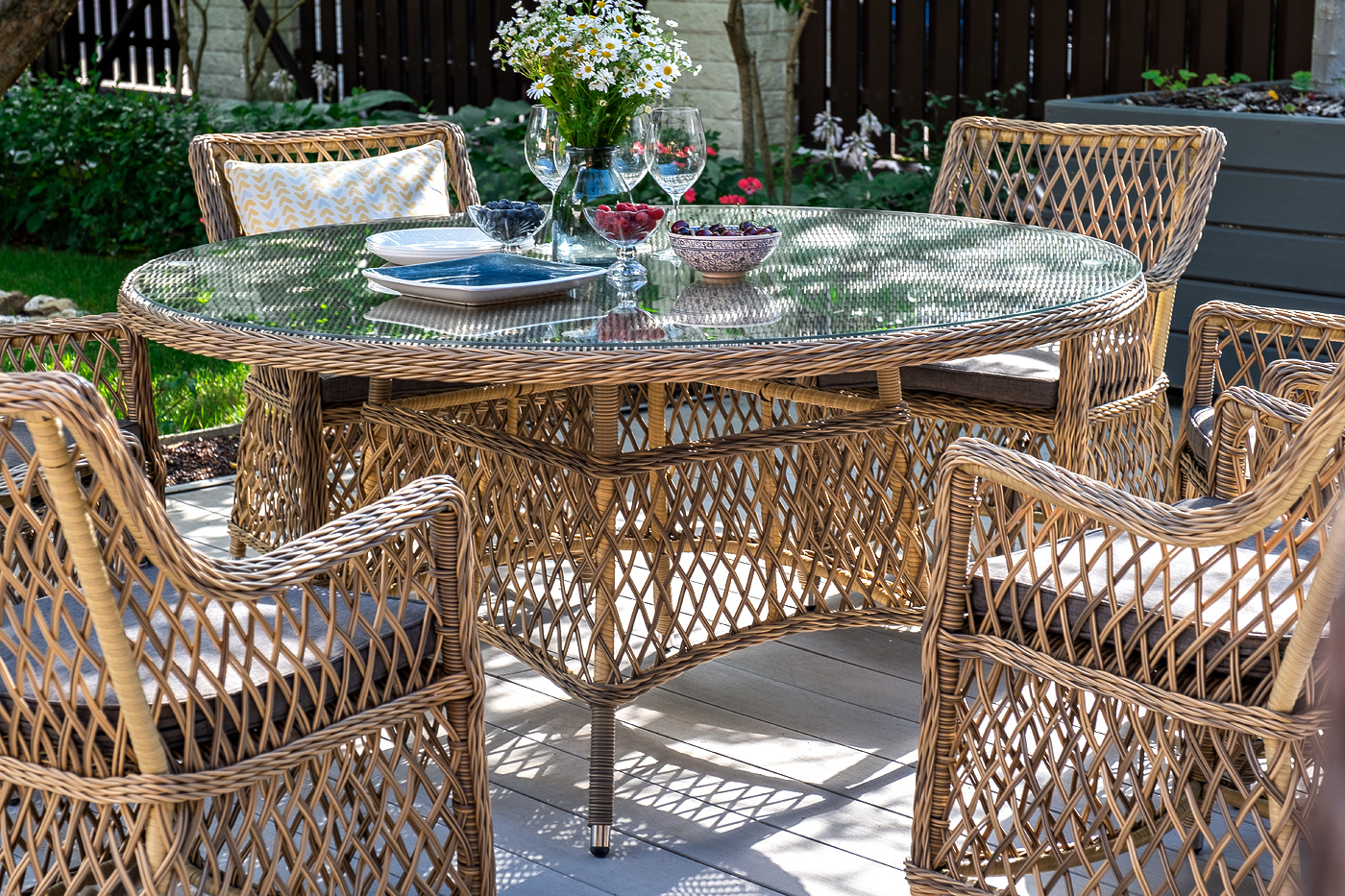 "Эспреззо" плетеный круглый стол, диаметр 150 см, цвет соломенный