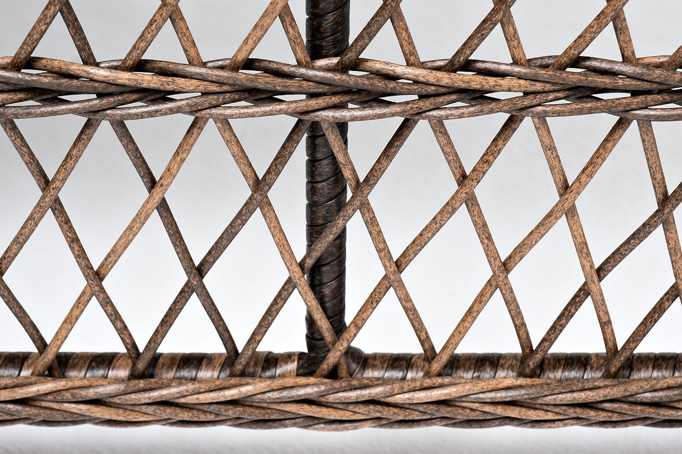 "Грандинелли" стол журнальный из искусственного ротанга, цвет коричневый