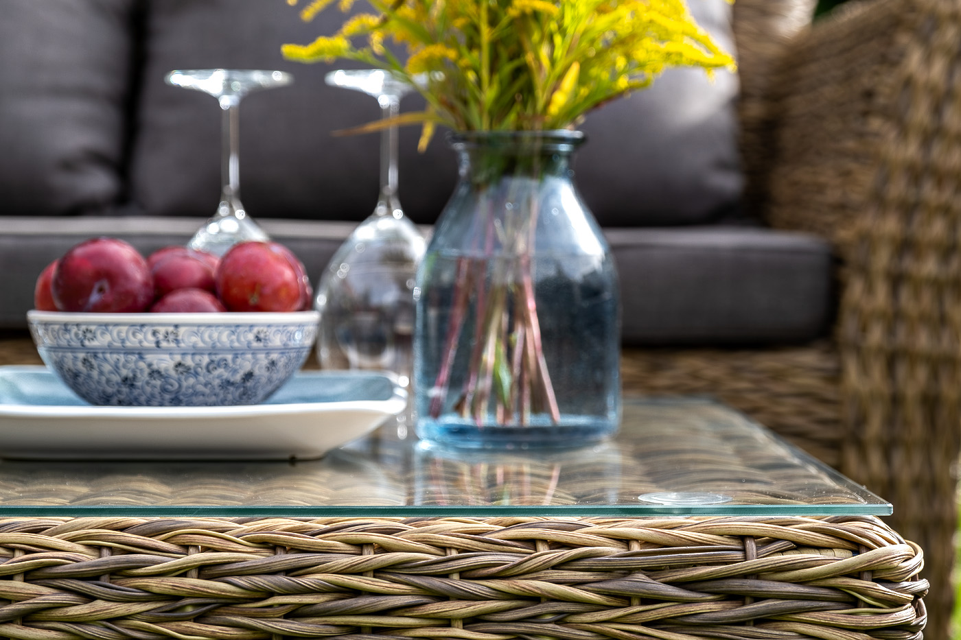 "Капуто" журнальный столик из искусственного ротанга (гиацинт), цвет соломенный