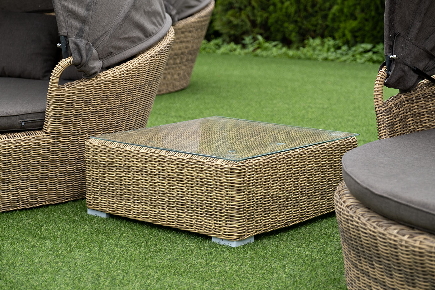 "Лунджи" журнальный столик плетеный, цвет соломенный