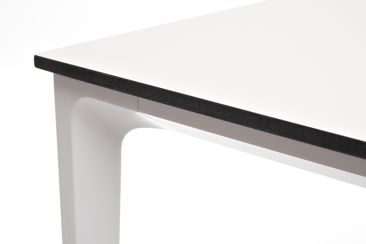 "Малакио" обеденный стол из HPL 90х90см, цвет молочный, каркас белый