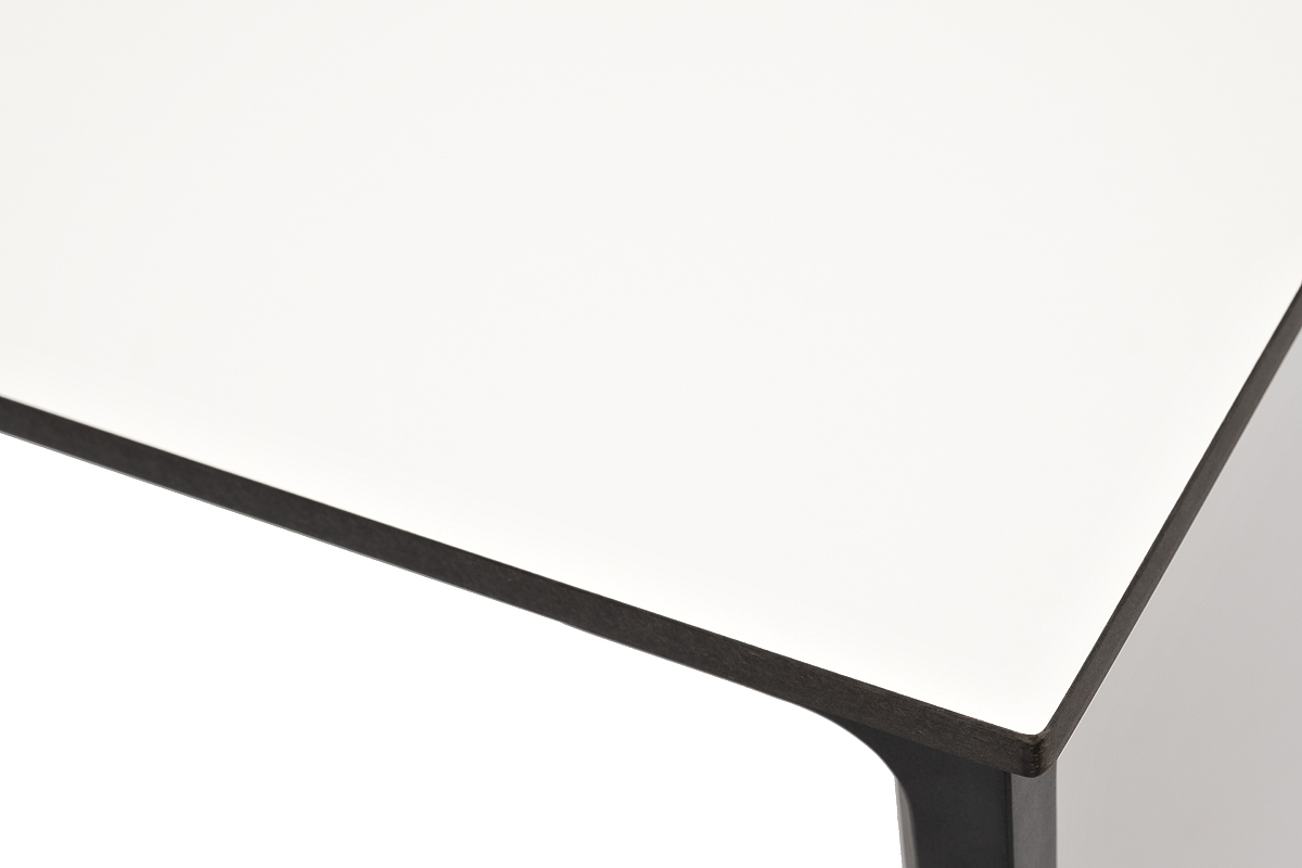 "Малакио" обеденный стол из HPL 90х90см, цвет молочный, каркас черный