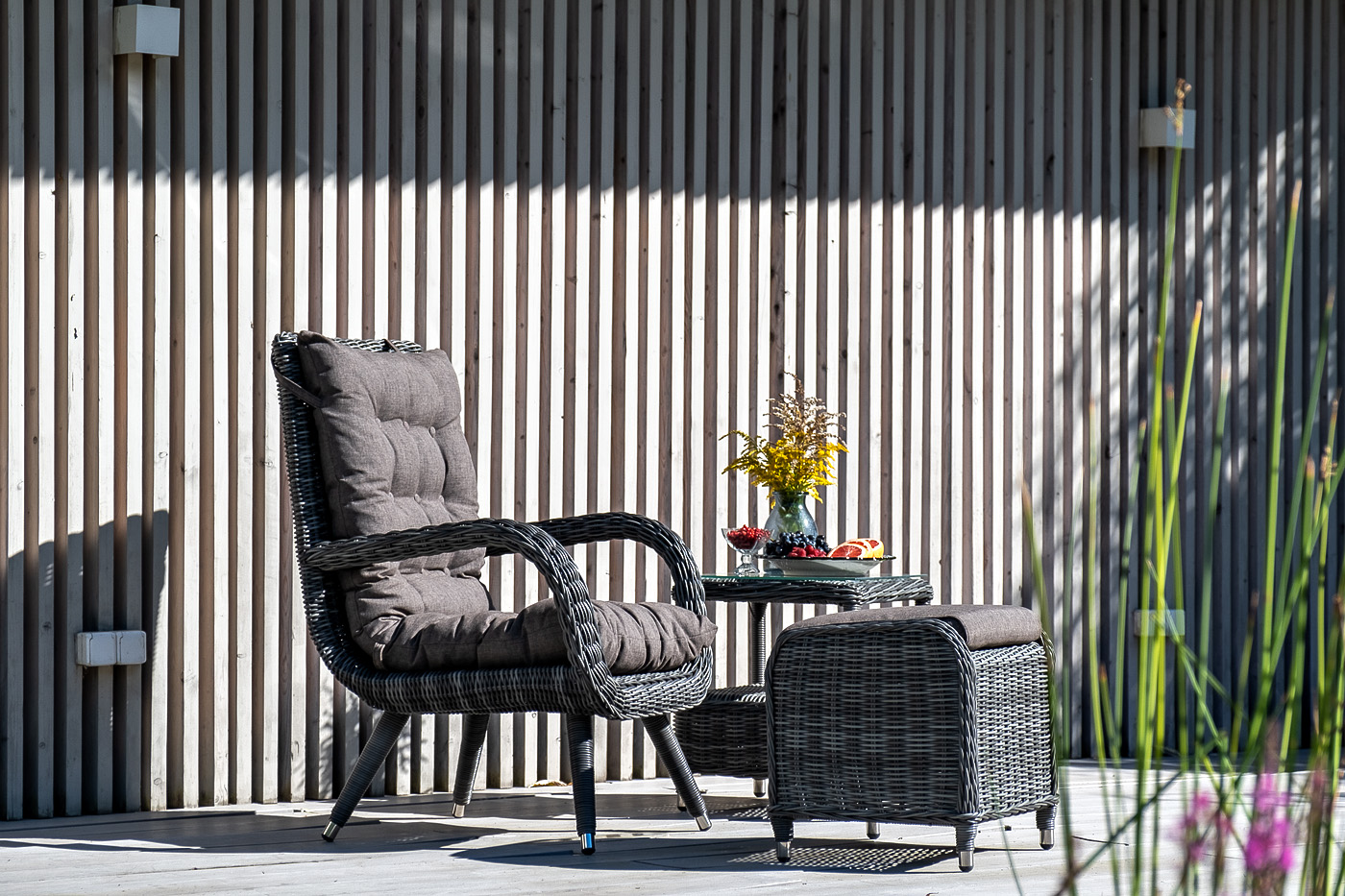 "Таррагона" кресло плетеное с подушками, цвет графит