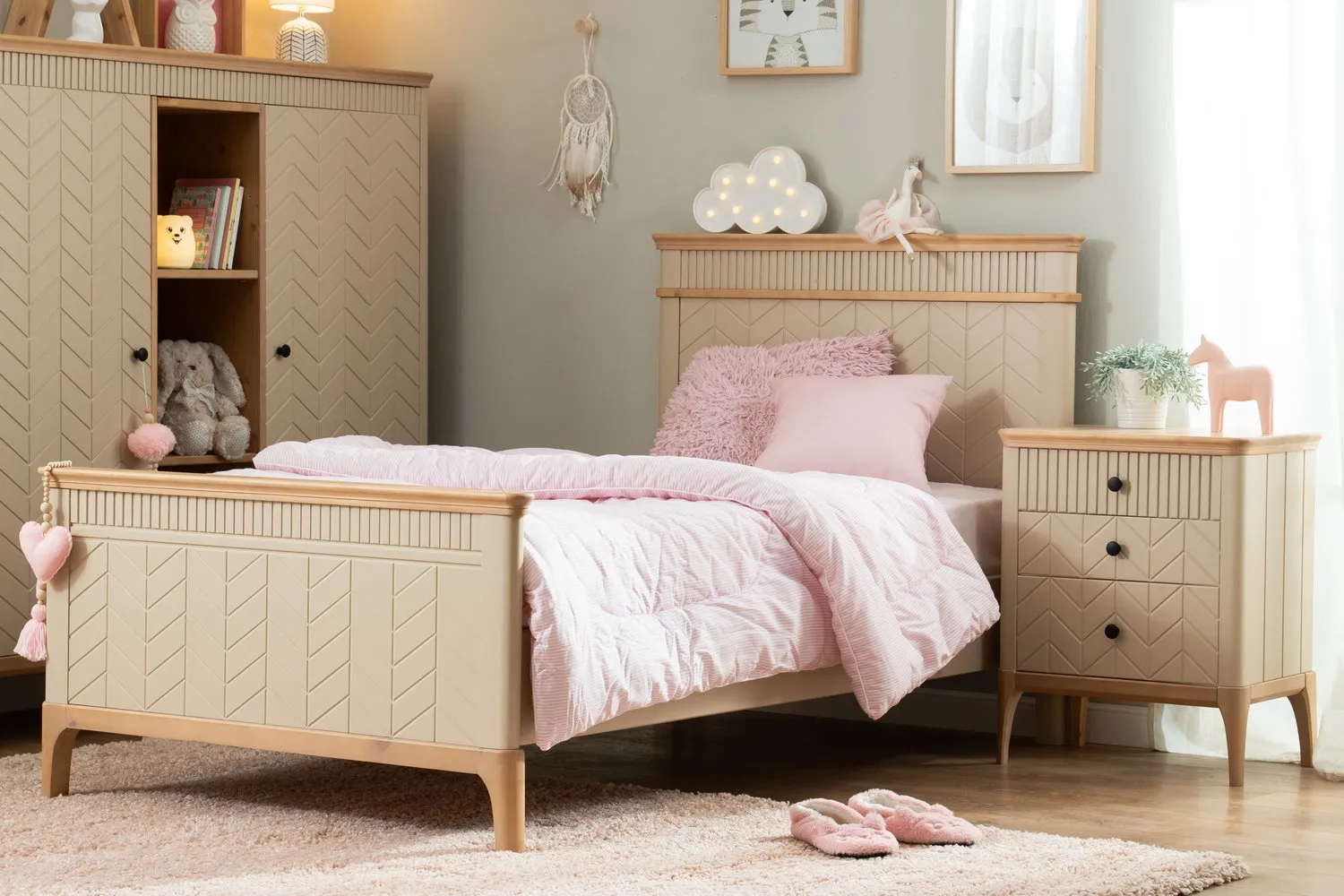   Кровать деревянная Грета №17 900х2000  