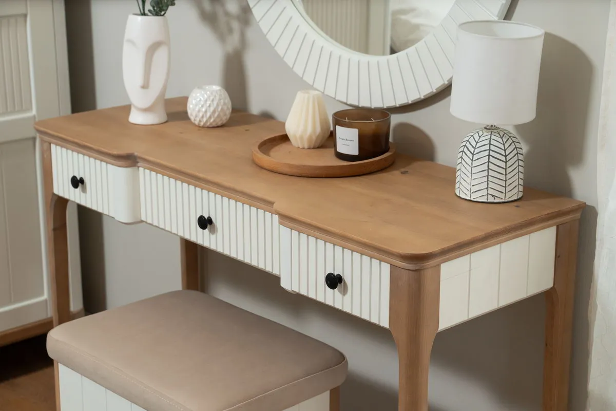 Консоль Грета №4