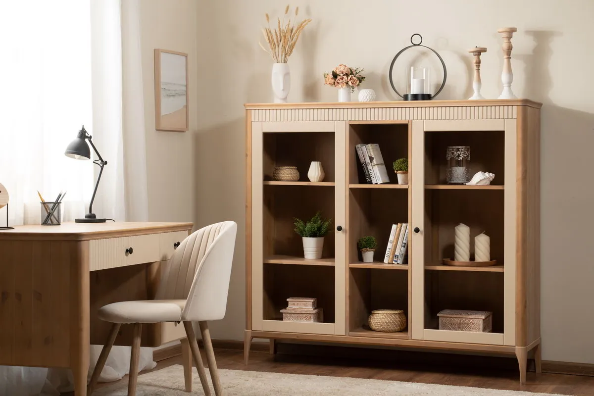   Сервант массив сосны Грета №5-140  